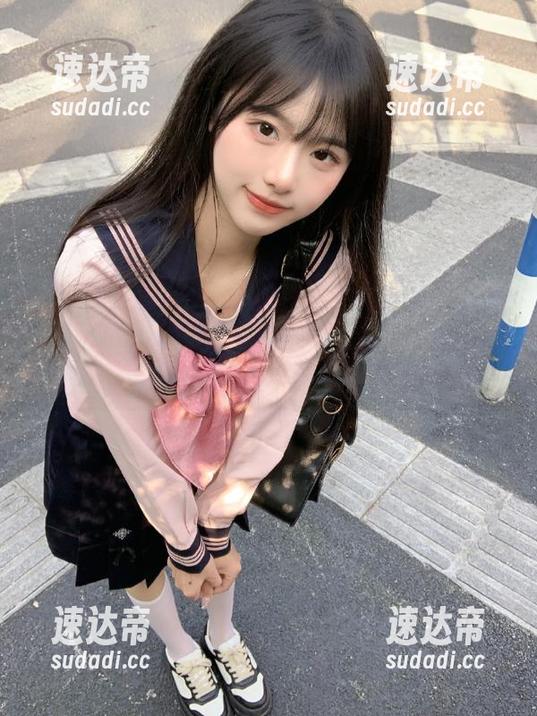ios平台上不可错过的吃瓜神器——https冫丿丿155.fun深度解析