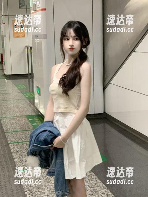17c黑料曝光合集，吃瓜信息一键收藏