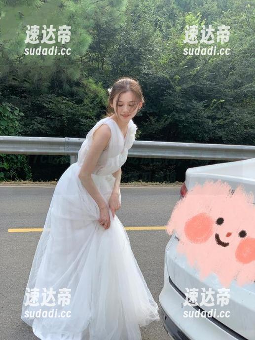 访问17c吃瓜官网，尽享最全最及时的吃瓜报道