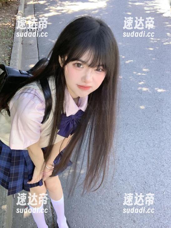 使用17吃瓜入口网址导航，轻松获取每日爆料瓜
