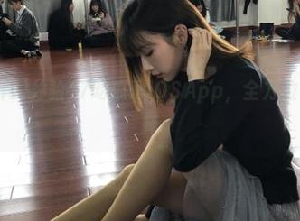 体验17吃瓜网iOSApp，全方位吃瓜新选择