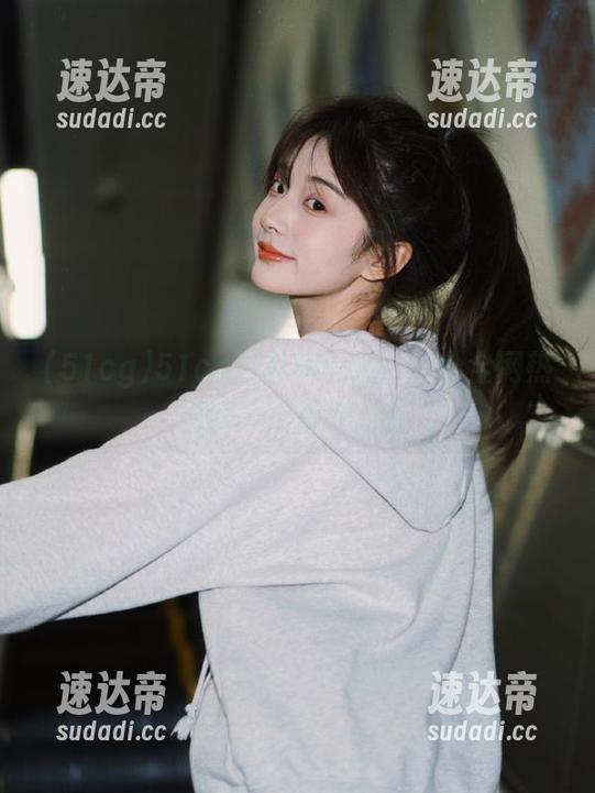 51cg吃瓜网app，聚合全网热门吃瓜内容不停歇