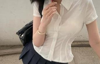 首页大揭密：“51cg吃瓜黑料”全面分析，娱乐圈背后的故事！