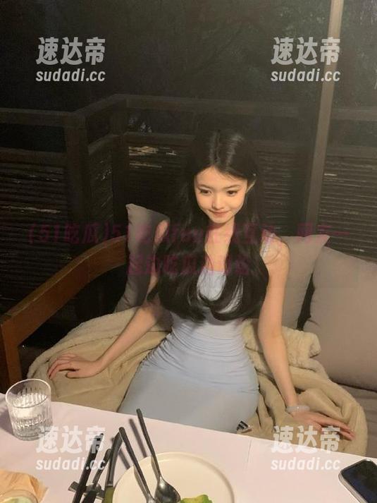 51吃瓜 51吃瓜fun在线互动,网友一起边吃瓜边讨论