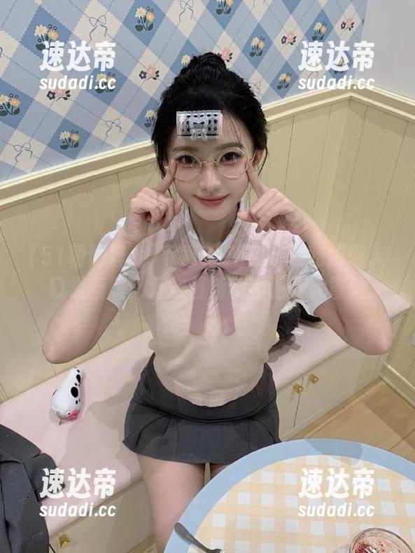 下载51朝阳群众吃瓜网入口最新版，开启最新动漫游戏大冒险