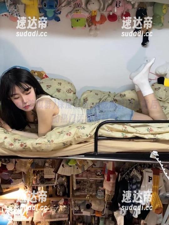深度解析qq吃瓜群网站背后的热门话题和趋势