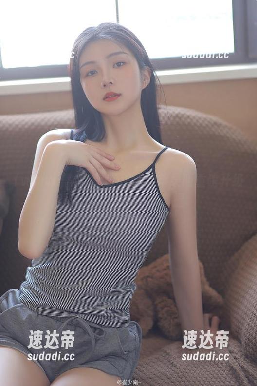 www.黑料苹果版重磅升级，吃瓜爆料一手掌握