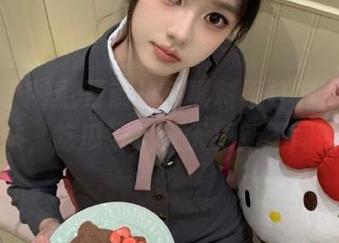 逛万篇长征黑料不打烊zztt11网站，吃瓜好料天天更新不间断！