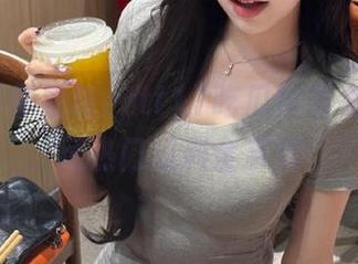 苹果版zztt11吃瓜神器来袭，收藏热门瓜料全掌握