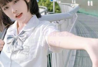 一边吐槽一边下载zzzttt黑料不打烊万篇长征，线路差到怀疑人生的吃瓜体验！