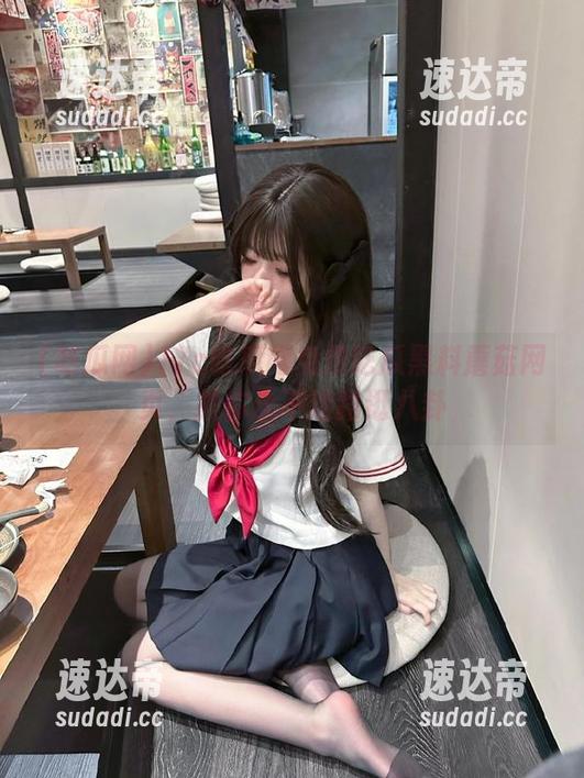 17c吃瓜网免费吃瓜黑料蘑菇网页，教你永不迷路逛八卦