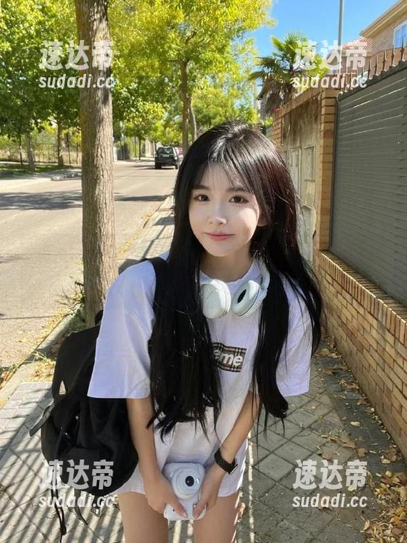 如何登录下载吃瓜网暗黑版黑料爆料专区