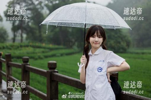 黑料91 吃瓜族福音!“黑料91”苹果版和网页双平台同步上线
