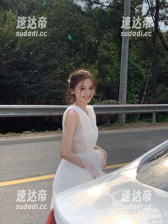 好莱坞黑料正能量在哪下载，小姐姐安利最靠谱途径！