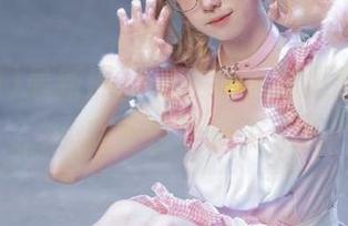 最新黑料网在线随时更新，少女也能轻松追瓜